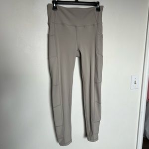 ROOLEE Cream Ribbed Leggings with Pockets Size Large